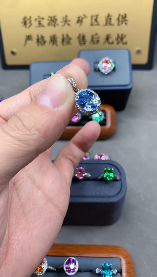 银S925镶嵌颈饰海蓝宝石2222