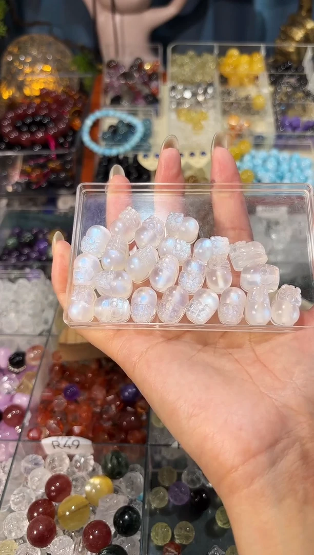 【闪购商品】月光石手串未镶嵌蓝月光貔貅一个宽卡11