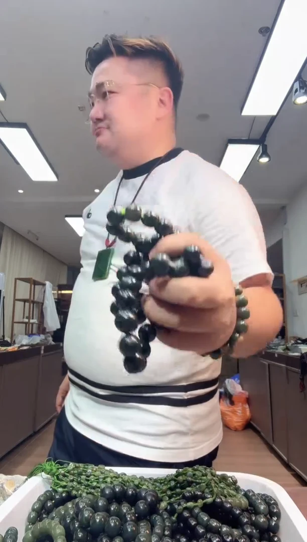 未镶嵌手链和田玉多样性随机发货