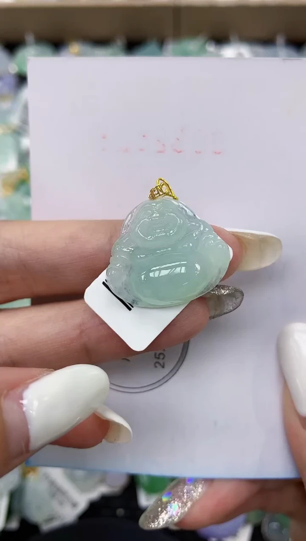 颈饰18K金镶嵌翡翠11111111111