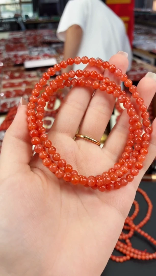 南红玛瑙多圈5+未镶嵌一个/条