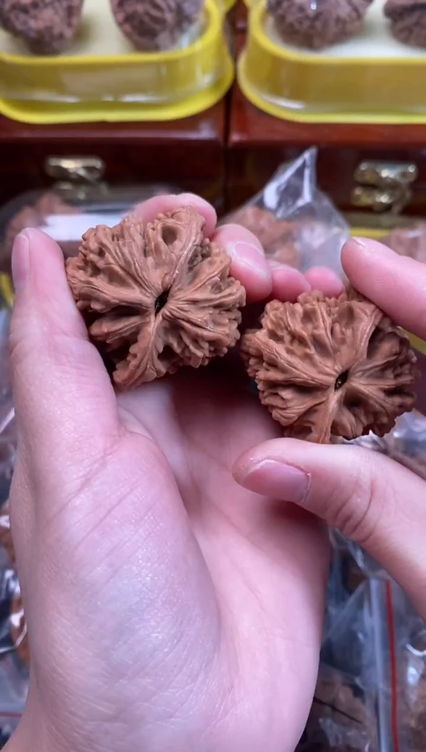 把件文玩核桃虎头41尺s163