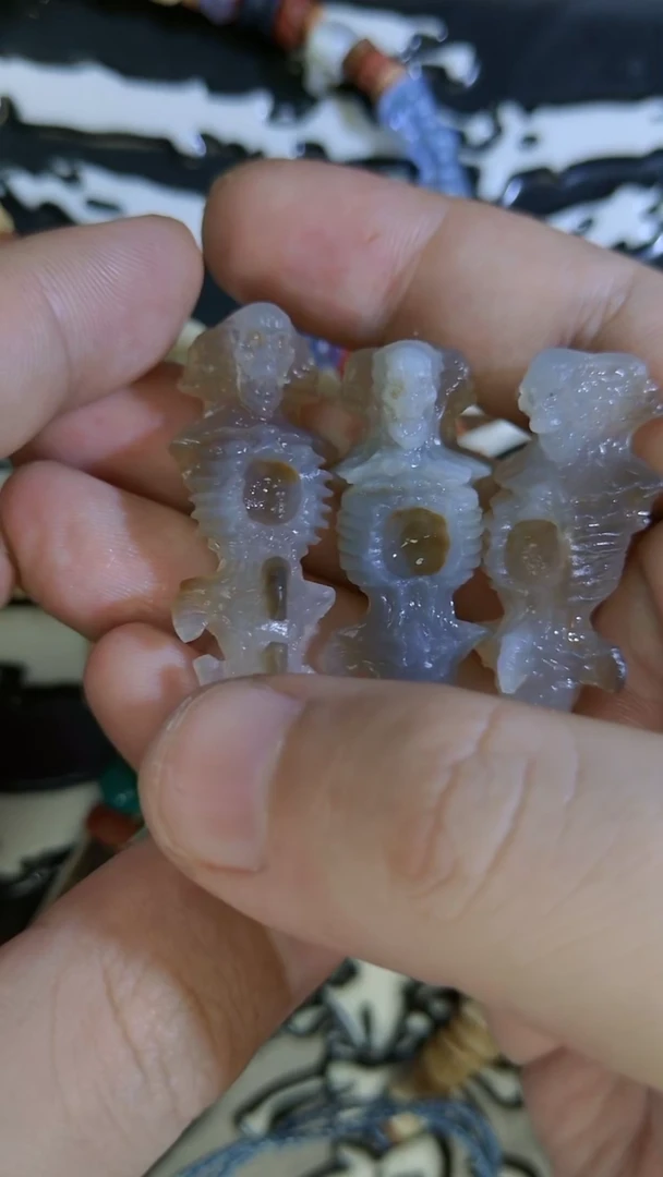 玛瑙/玉髓颈饰未镶嵌2大神起异色多样性发货发其一