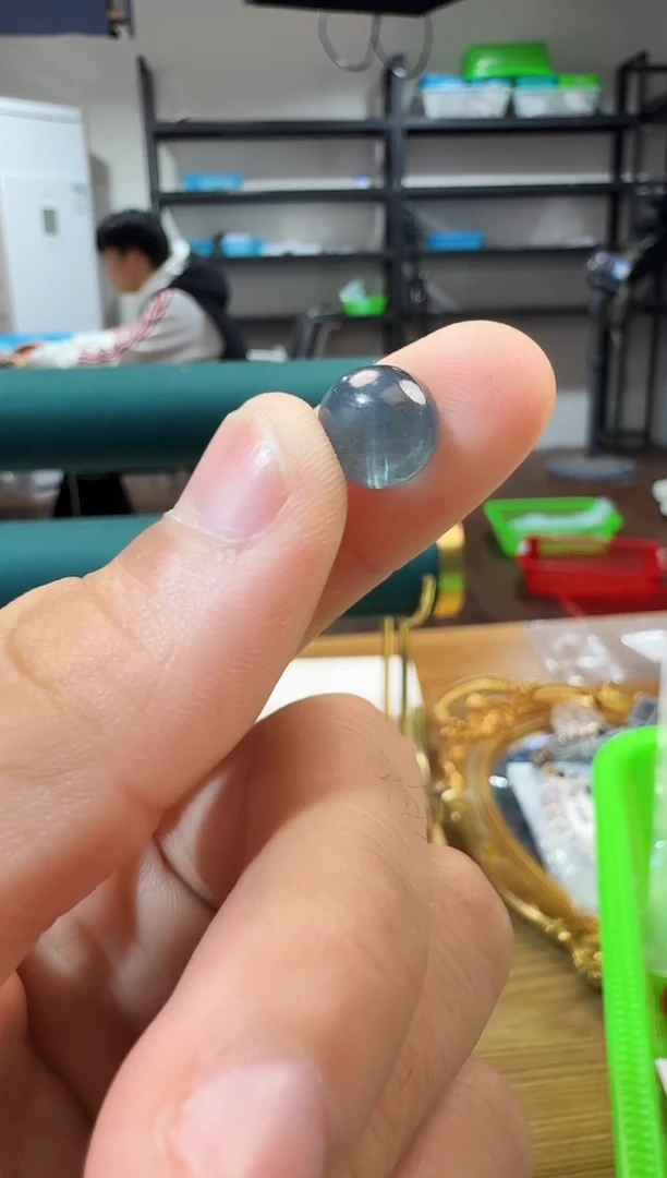 未镶嵌吊坠(赠链)海蓝宝石晶0228