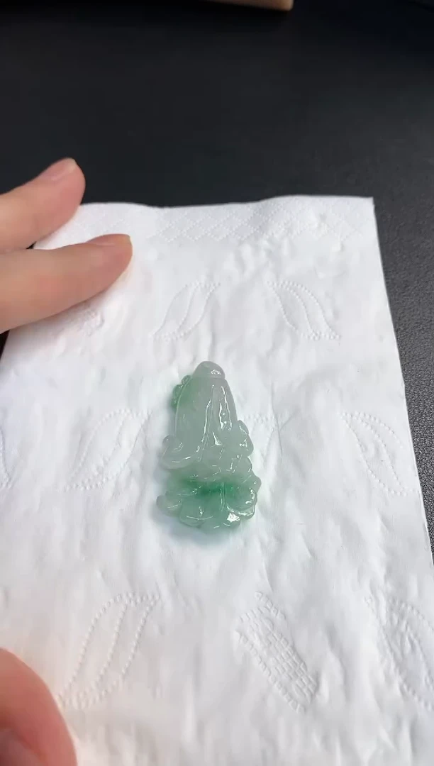 吊坠(不含链)未镶嵌翡翠白菜