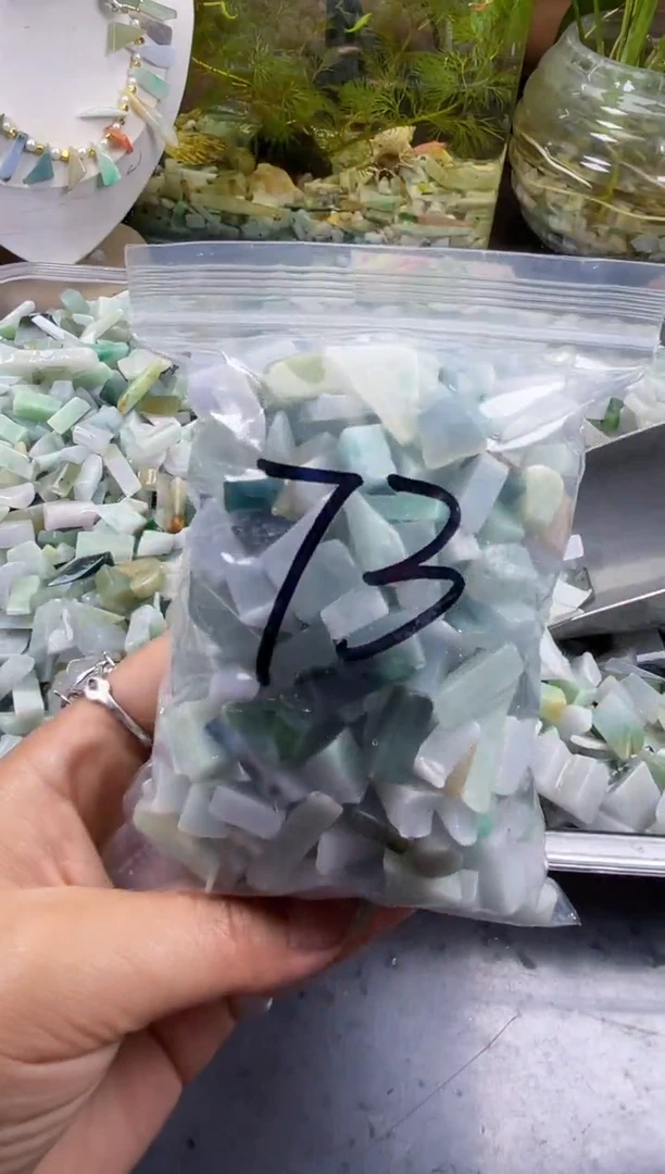 配石翡翠天然翡翠小号500克73