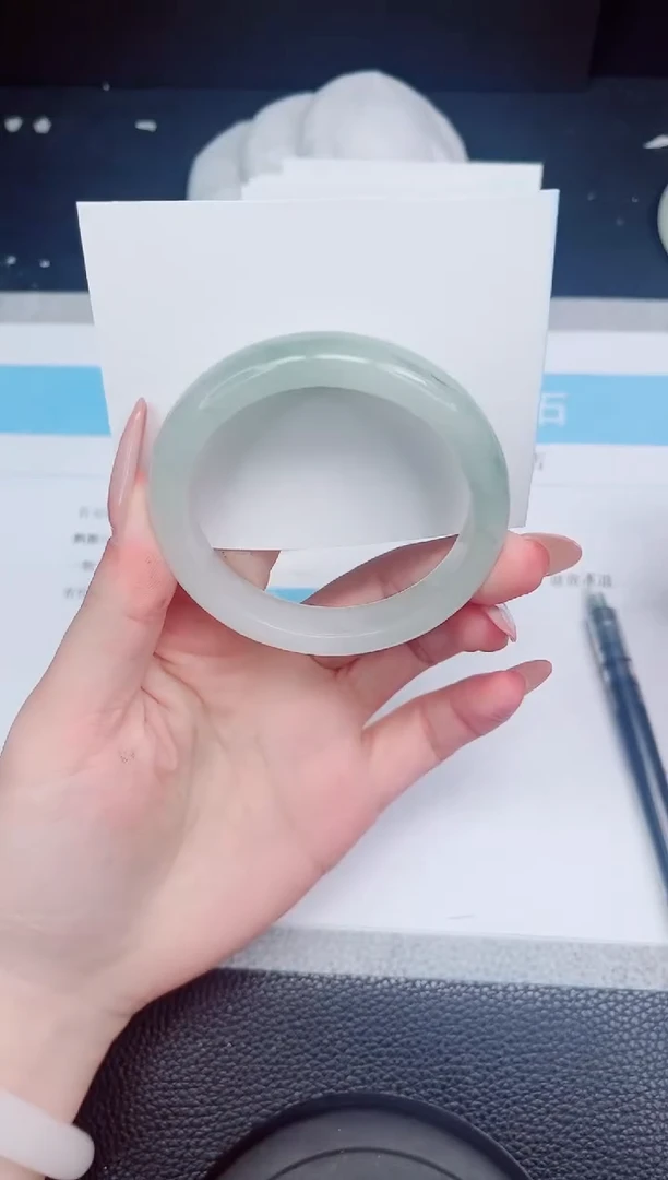 石英质玉手镯未镶嵌181-56.8