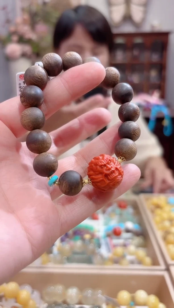 未镶嵌手串南红玛瑙设计款珠串