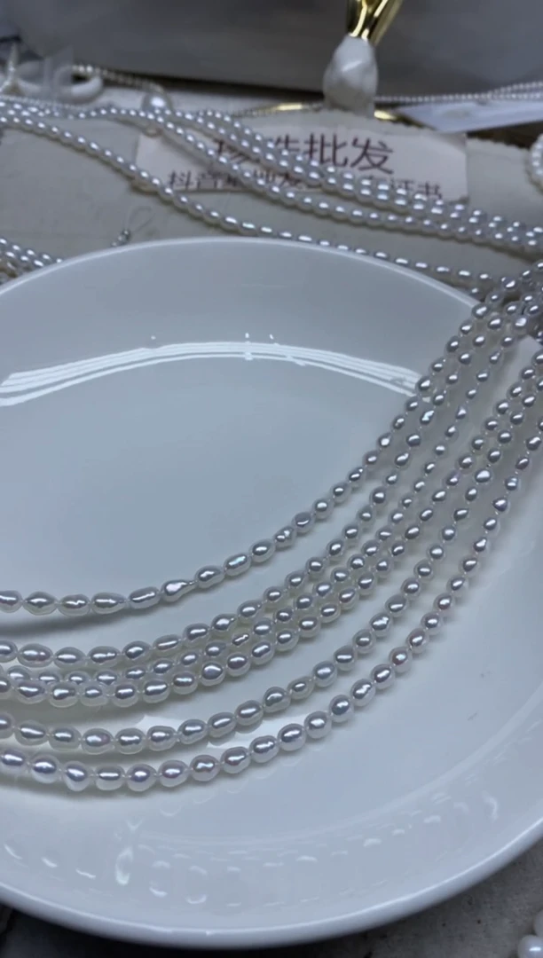 淡水珍珠未镶嵌颈饰发1