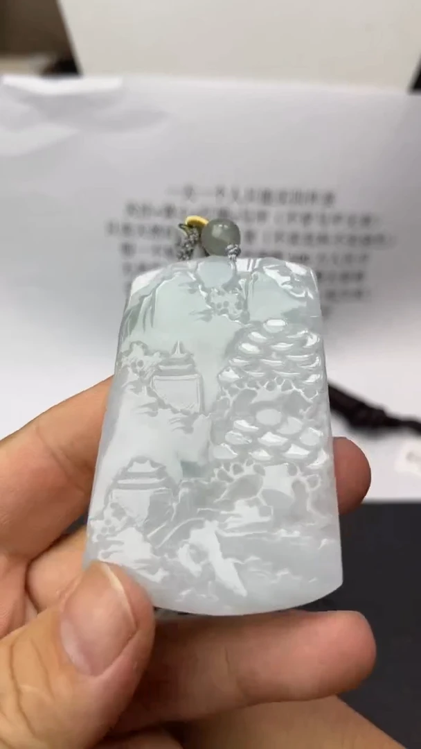 颈饰未镶嵌翡翠农***，天然翡翠