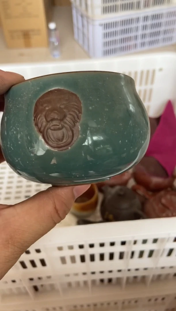 无运费险有瑕疵的摄影的产品有使用过的痕迹有点脏介意勿拍