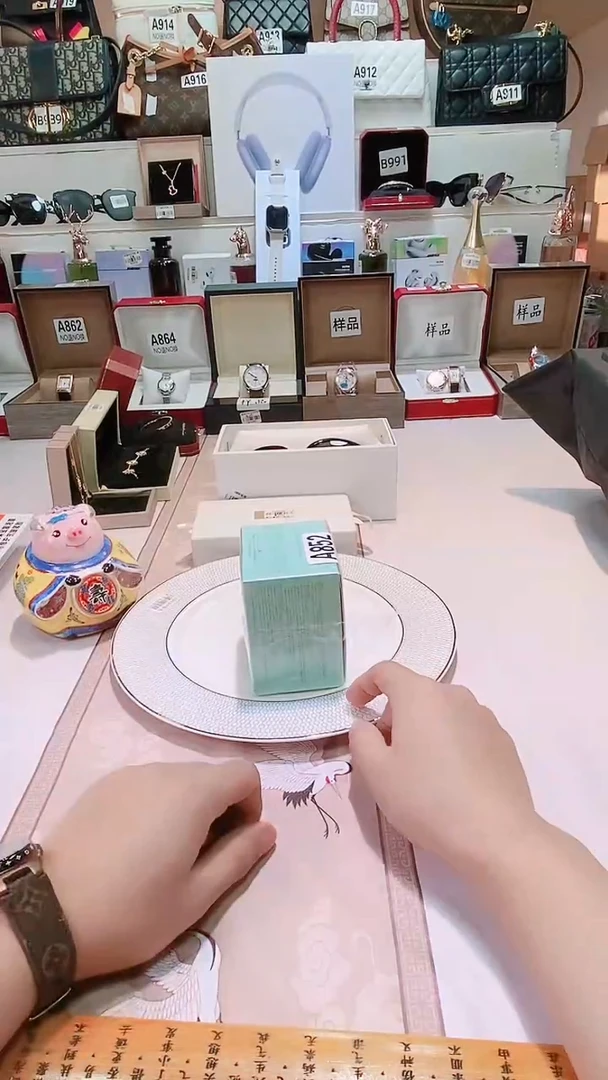瓷片瓷器 库房到期 全部地板价@@1