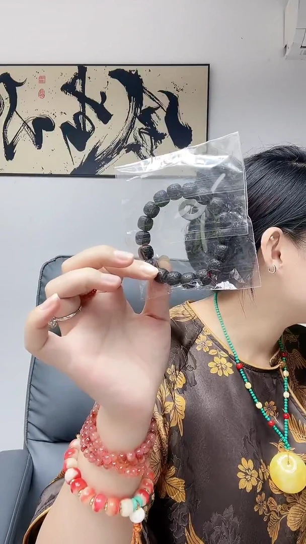 裸石琥珀未镶嵌000000000761