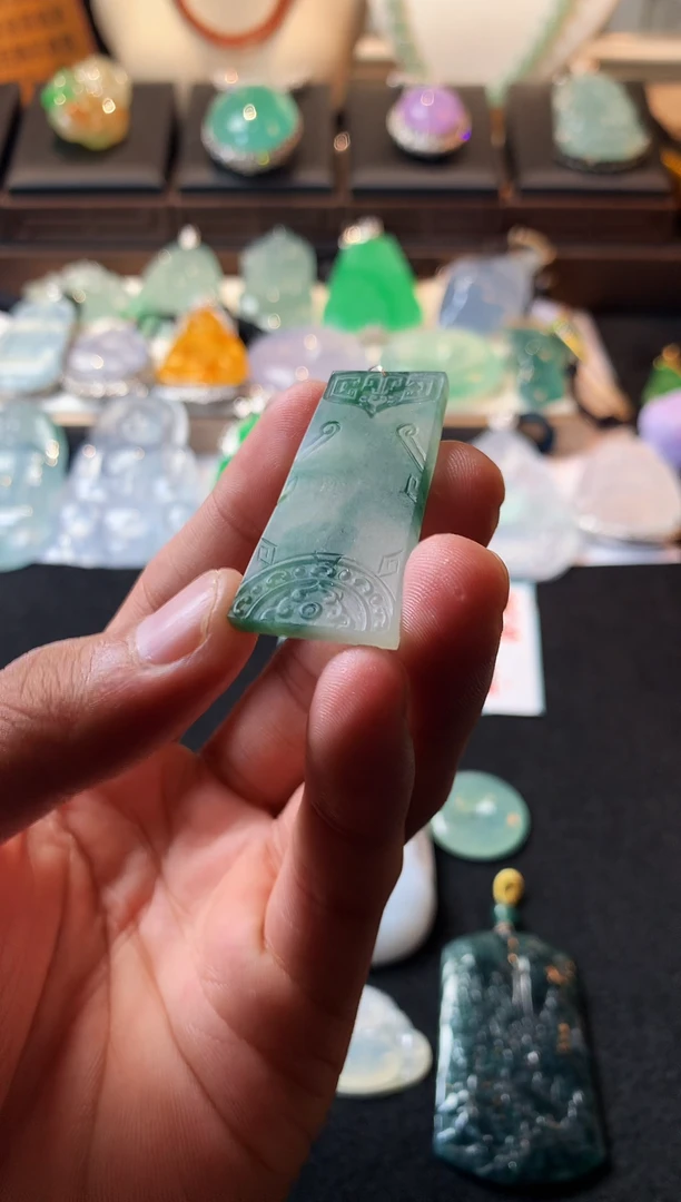 未镶嵌定制翡翠用*～  4048毛货不退不换