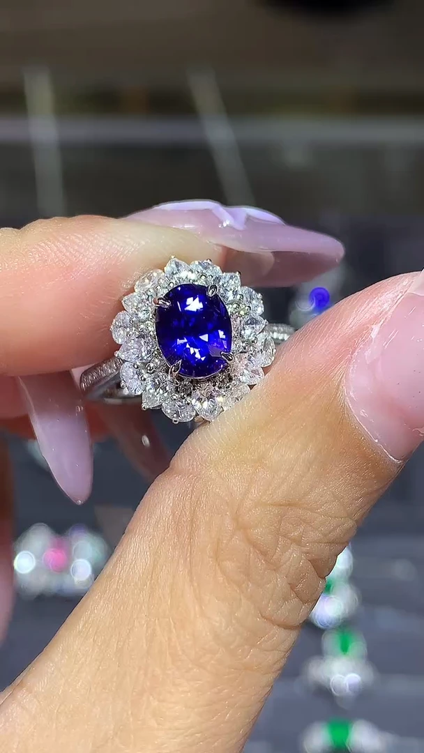 戒指蓝宝石18K金镶嵌2.01CT