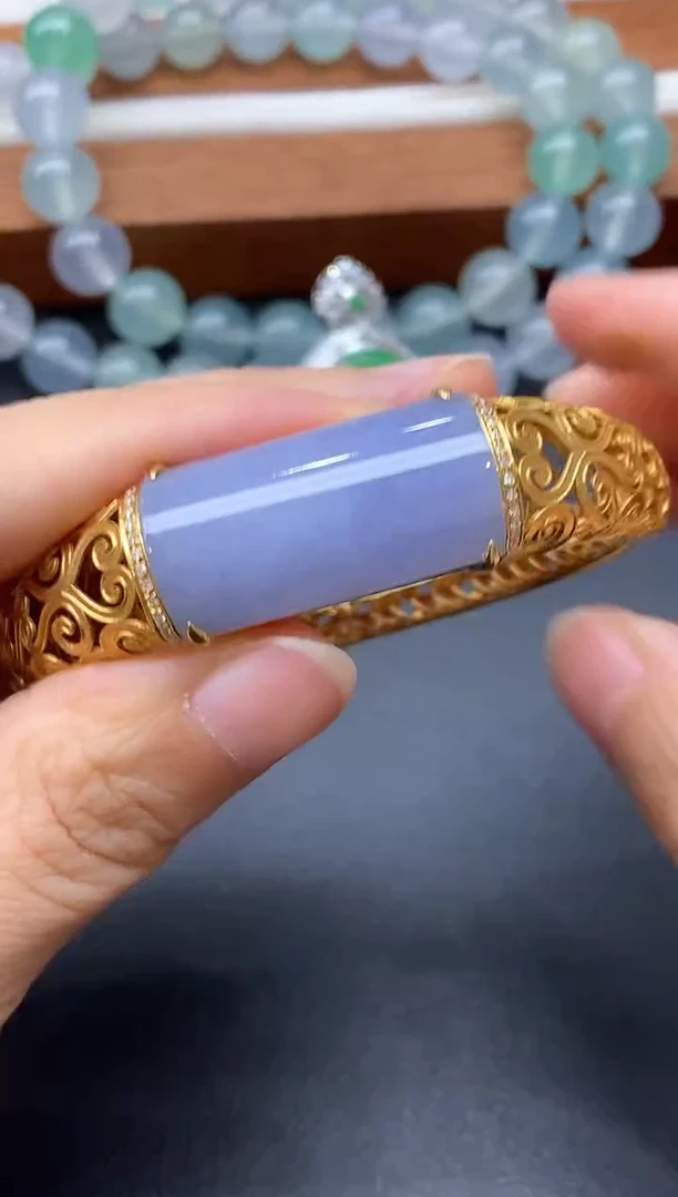 18K金镶嵌手镯翡翠765-中国好珍宝