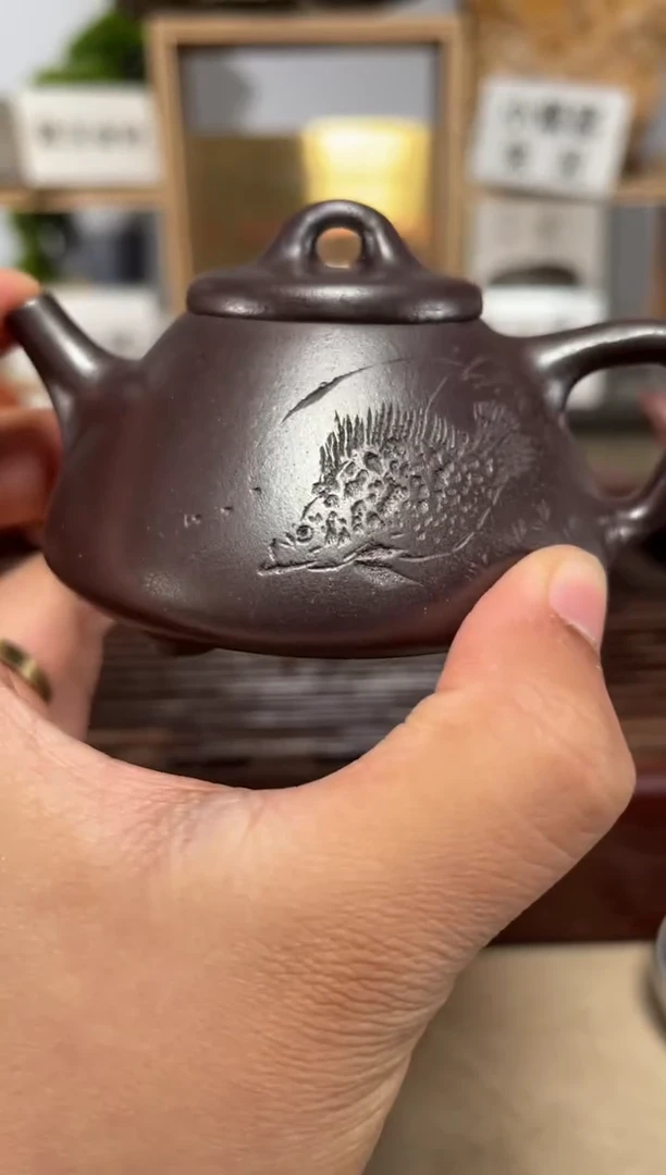 茶壶紫砂石红鳜鱼子冶