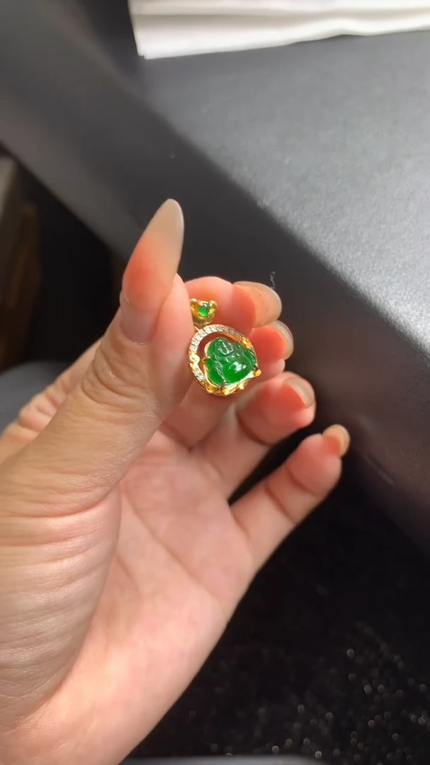 【闪购商品】翡翠颈饰银S925镶嵌翡翠
