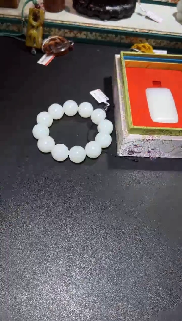 铜L****?1111111111111111