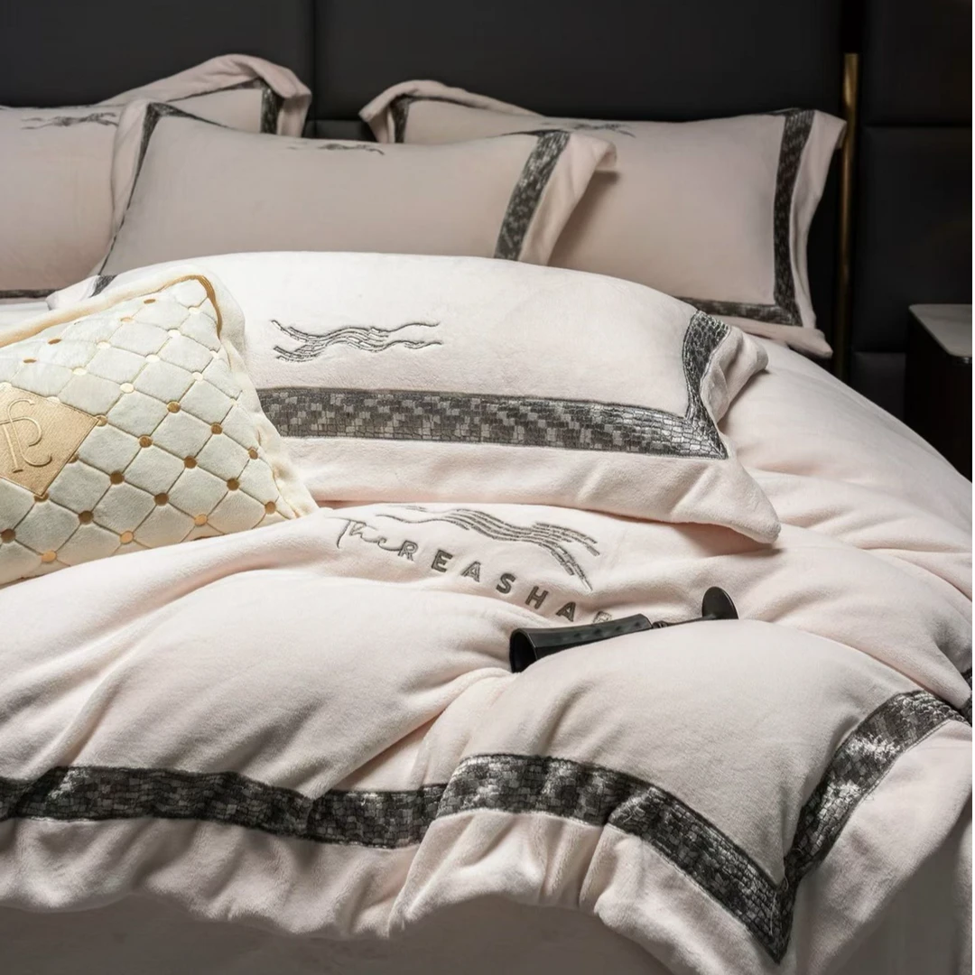 冬季【瑞亚】高端设计师款！精工刺绣拼边！柔软亲肤抗静电！