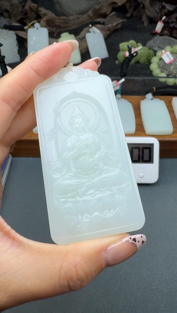 颈饰未镶嵌和田玉3