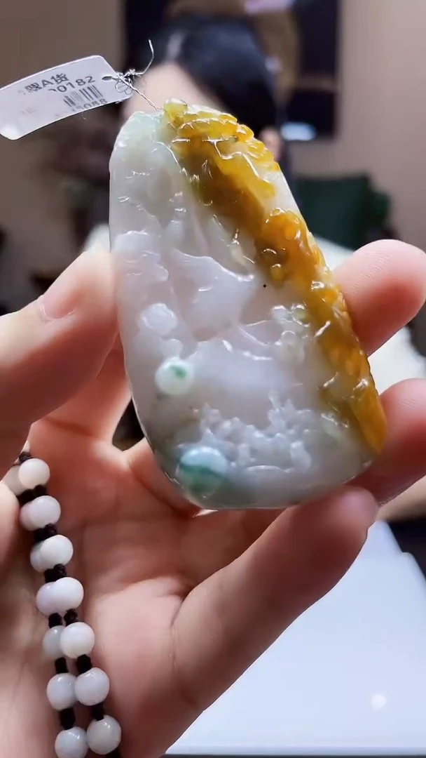 未镶嵌定制翡翠吊坠71