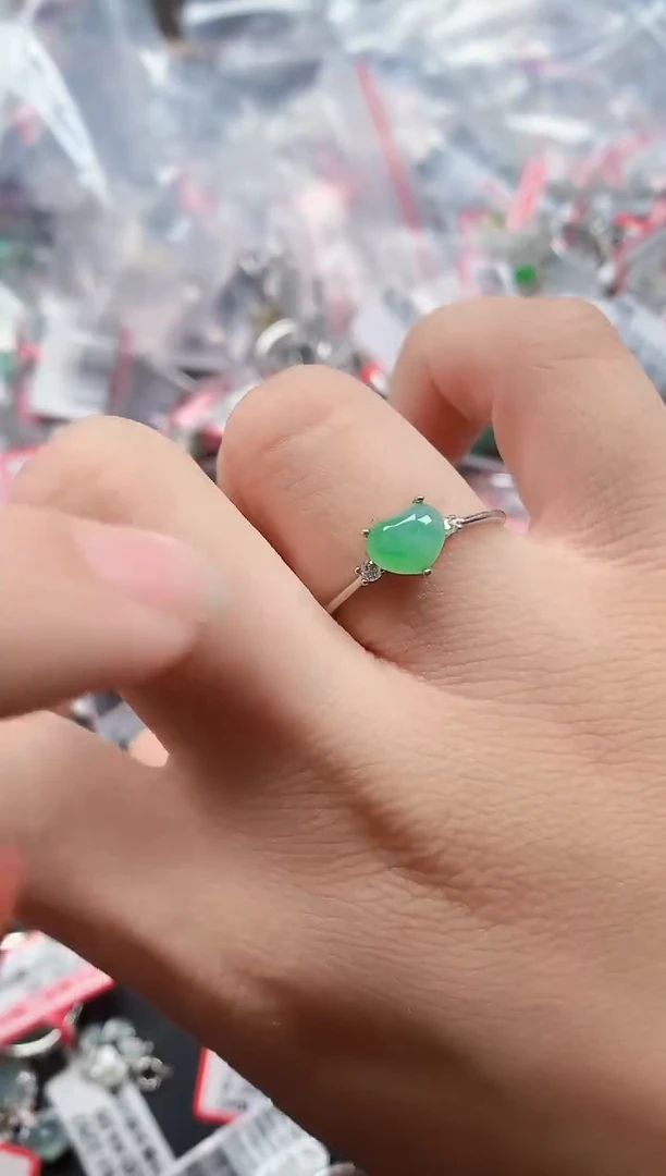 银S925镶嵌戒指翡翠天然A货缅甸翡翠
