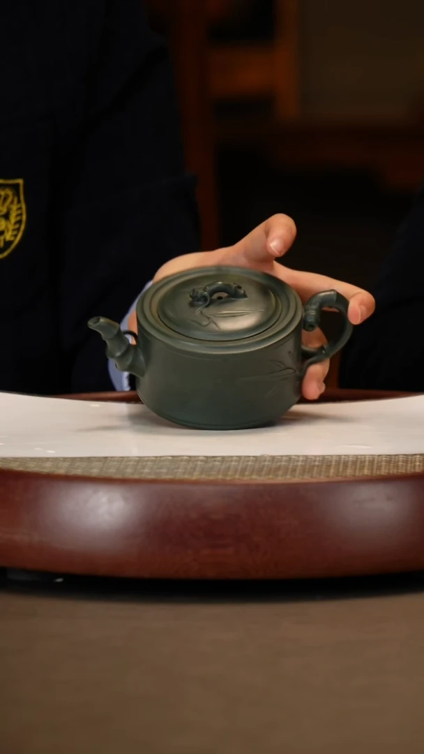 【闪购商品】紫砂茶壶【刘华良】绿泥一品竹段   220CC