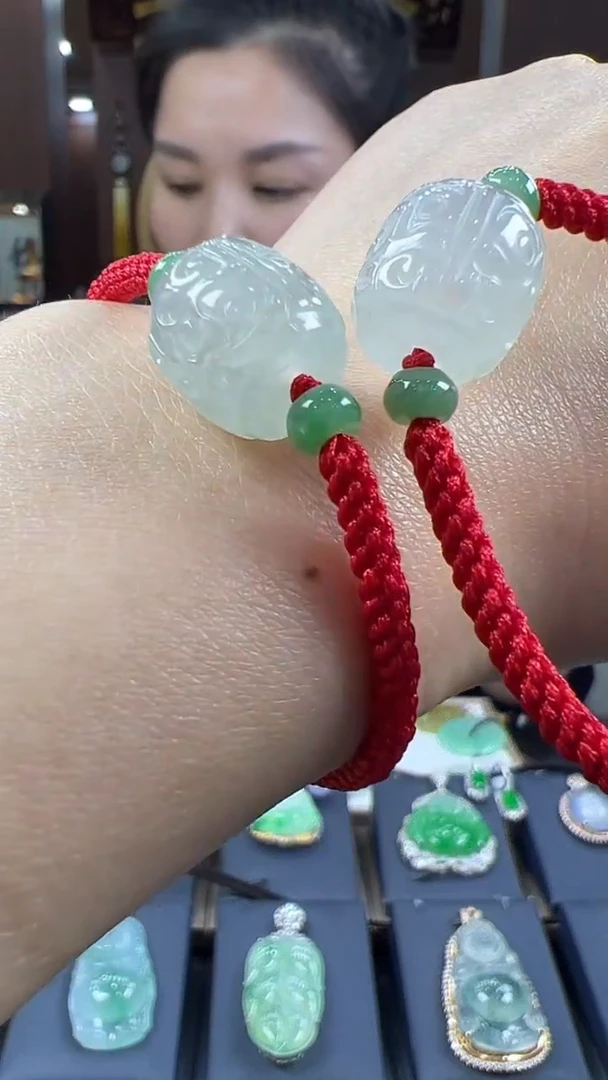 【闪购商品】翡翠未镶嵌挂件手绳（多样性发其一）