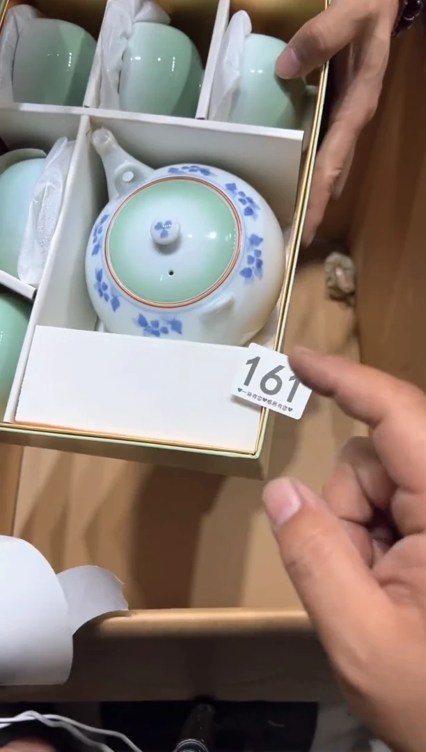 瓷片唧**呱161.........