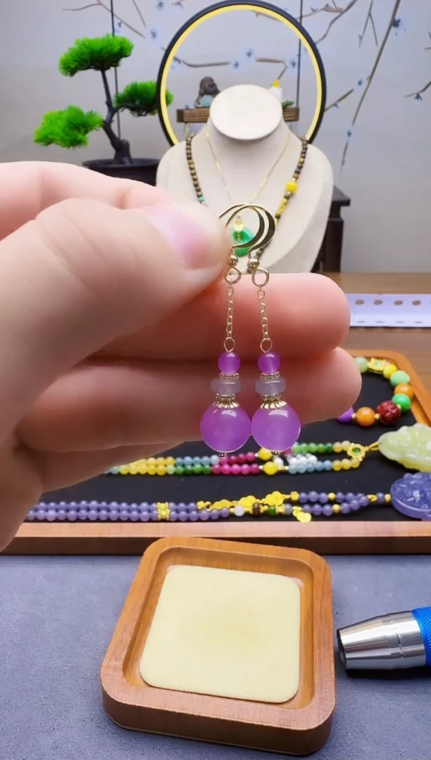 14K金镶嵌翡翠耳饰E175