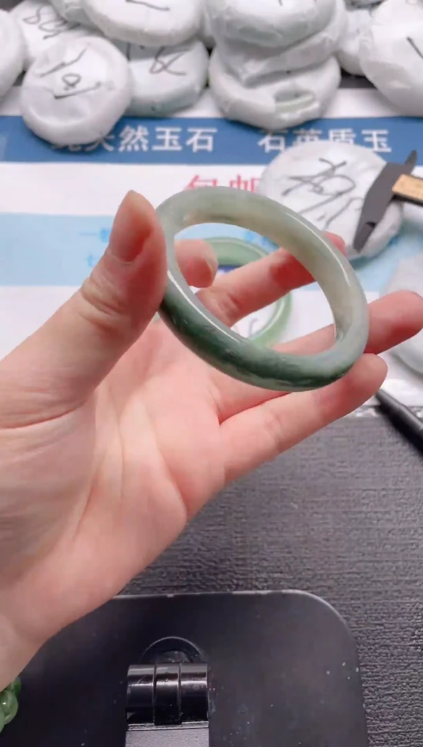 未镶嵌手镯石英质玉40-54