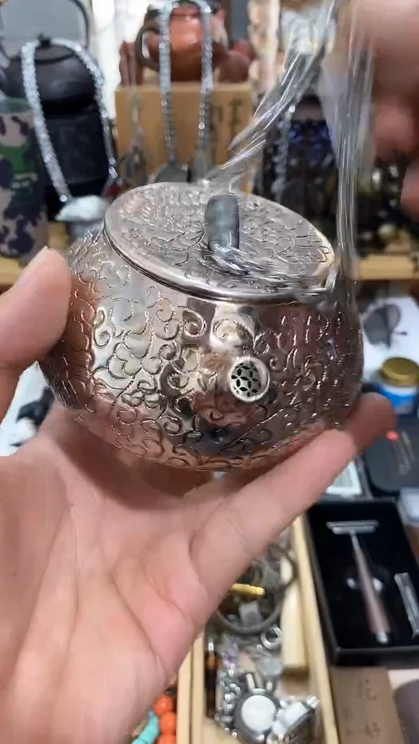 瓷片闪购商品  如图所示
