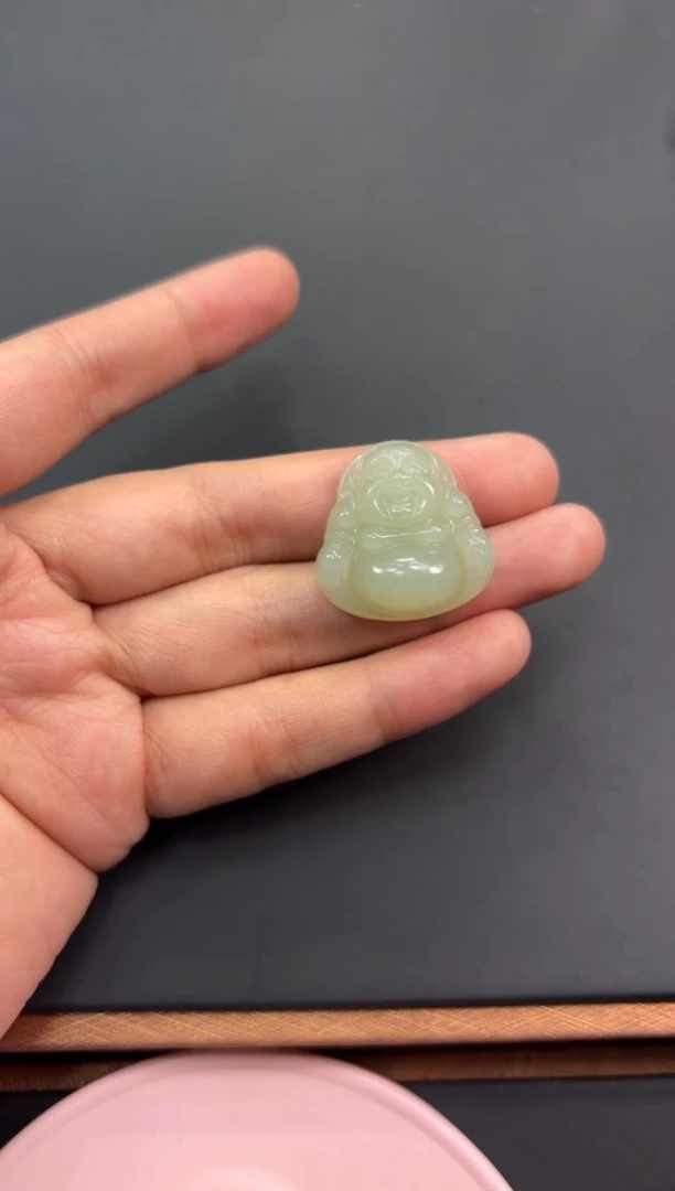 【闪购商品】和田玉吊坠(赠链)未镶嵌且末微色差近矿吊坠多样性发货