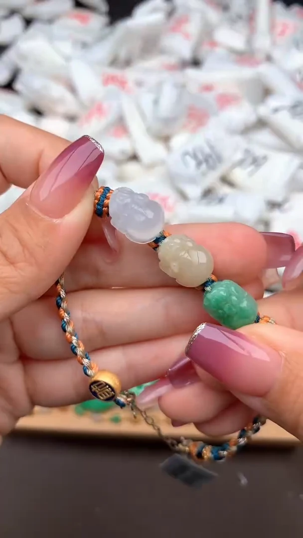 【闪购商品】翡翠手绳未镶嵌—  