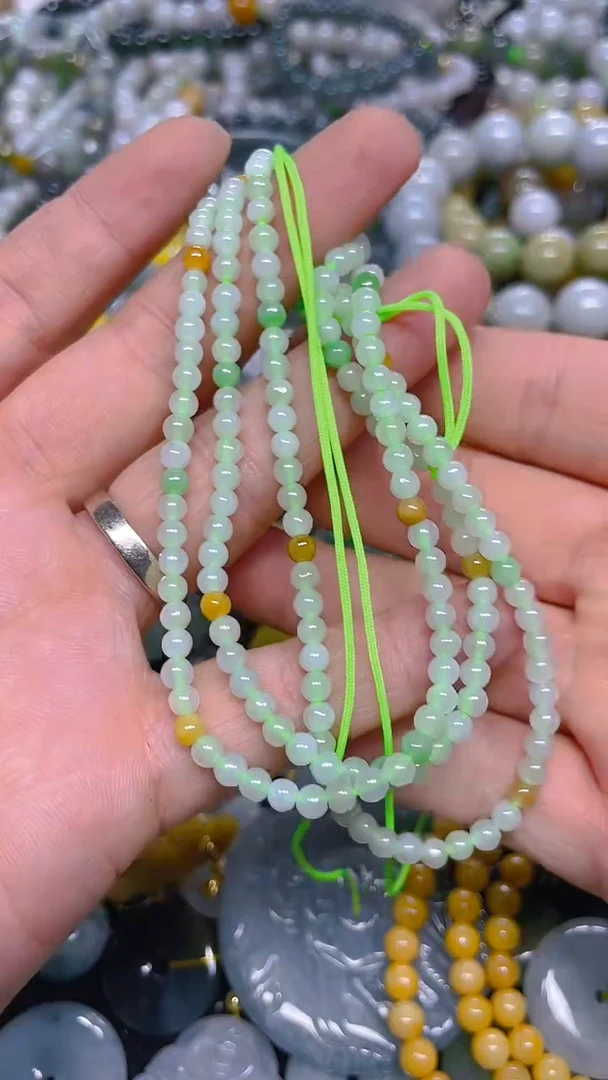颈饰未镶嵌翡翠3mm/ P /翡翠A货，一件也是批发价