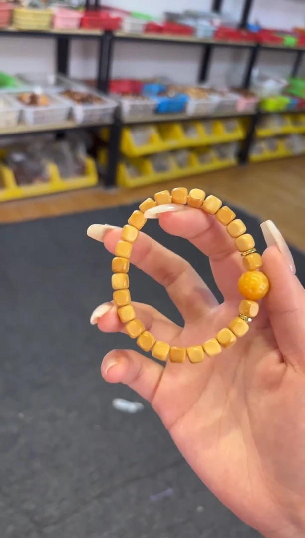 【闪购商品】石英质玉（黄龙玉）手链未镶嵌 8mm龙脊六方黄龙玉