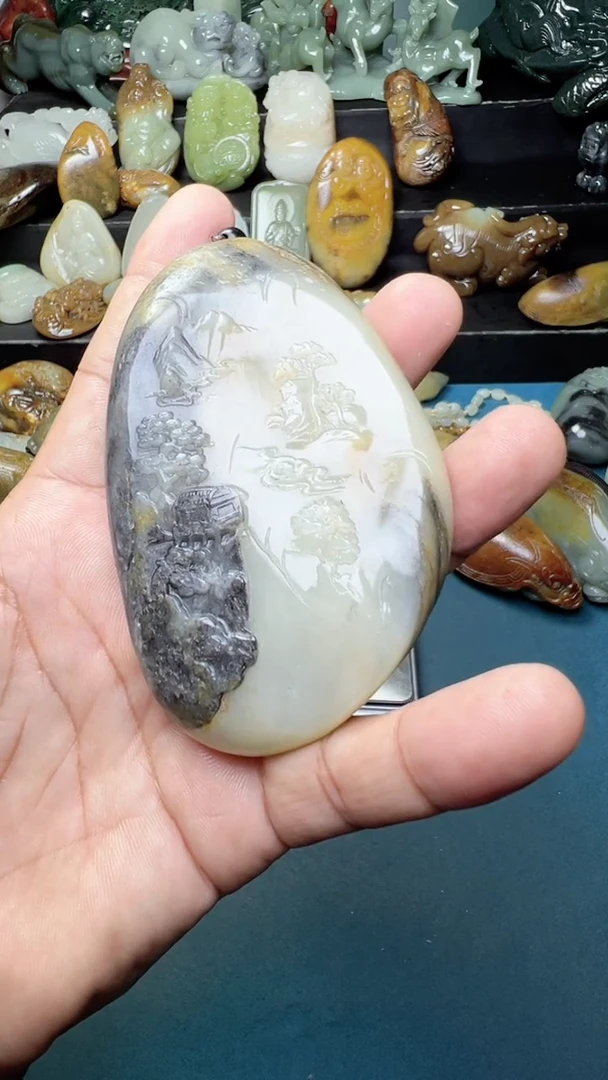 未镶嵌和田玉把件-