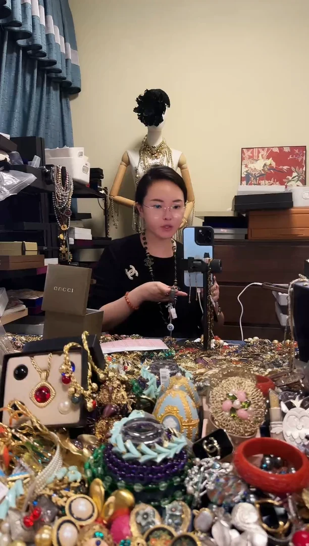 苹*直播间所见即所得