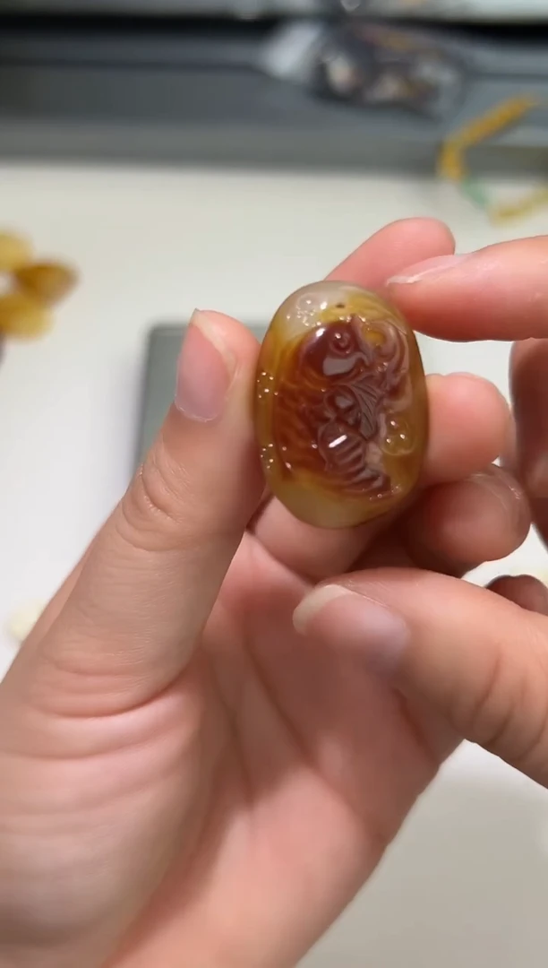 裸石琥珀未镶嵌琥珀蜜蜡吊坠