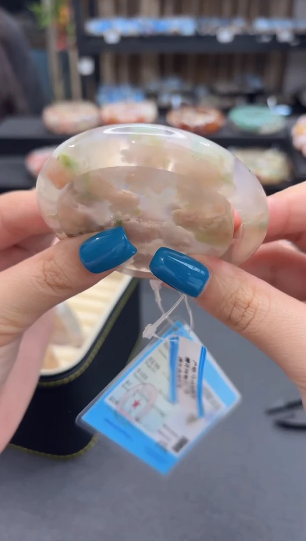 未镶嵌手镯石英质玉想****鱼622(58圈赠送镯心)