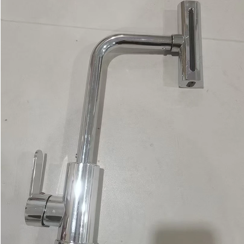 塑料大水龙头一把