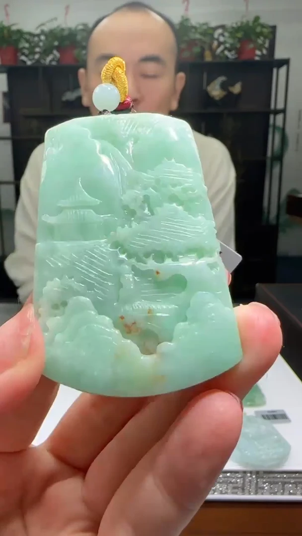 【闪购商品】翡翠颈饰未镶嵌天然翡翠A货吊坠