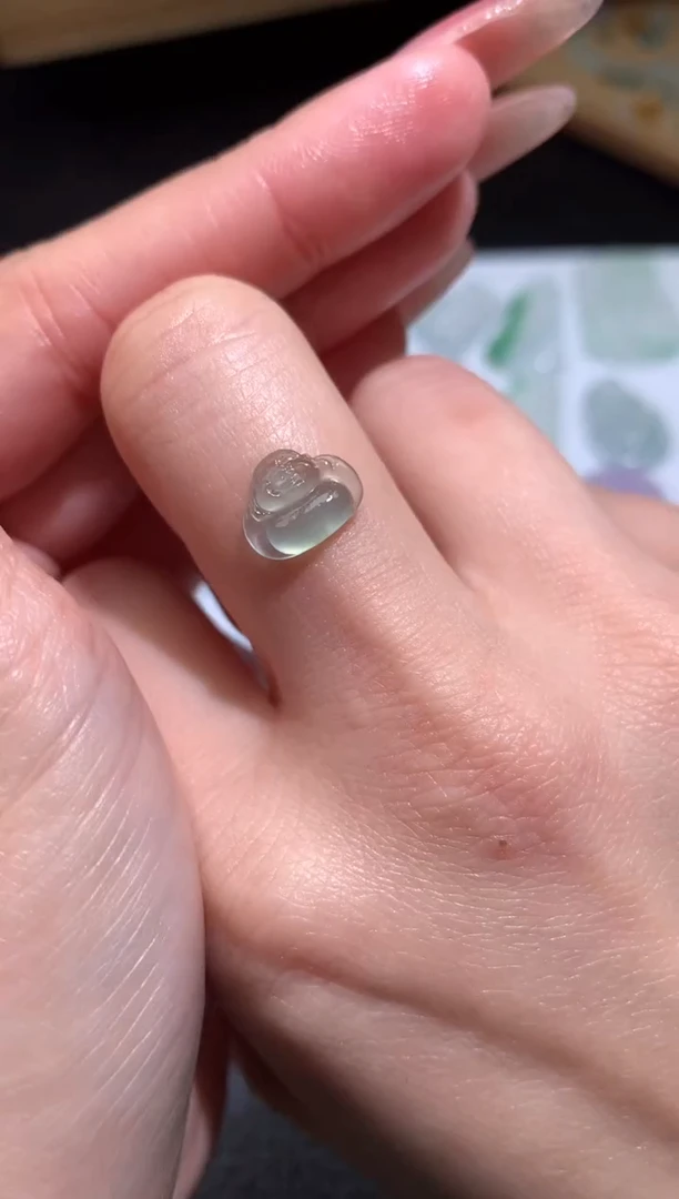 【闪购商品】定制翡翠未镶嵌佛公