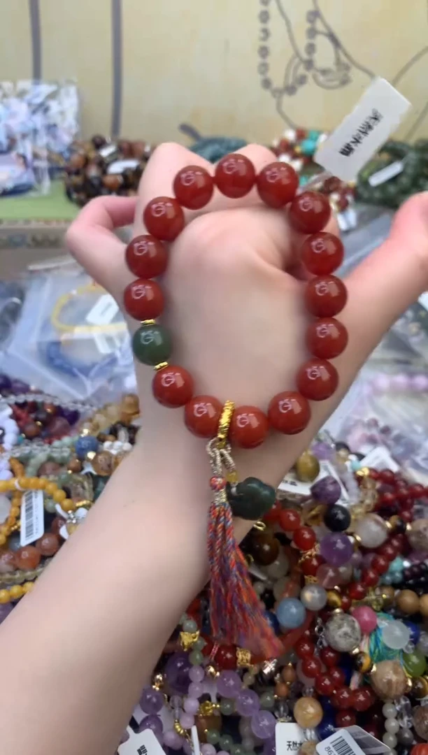 未镶嵌玛瑙手饰533