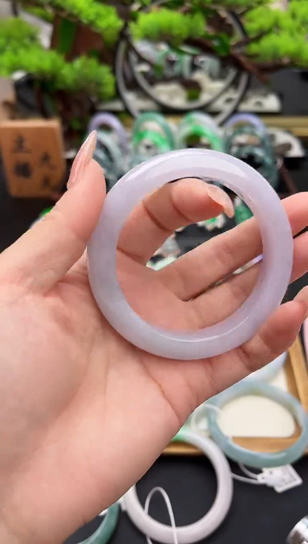 未镶嵌手镯翡翠手镯