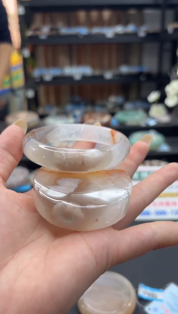 未镶嵌手镯石英质玉C188(56圈赠送镯心)