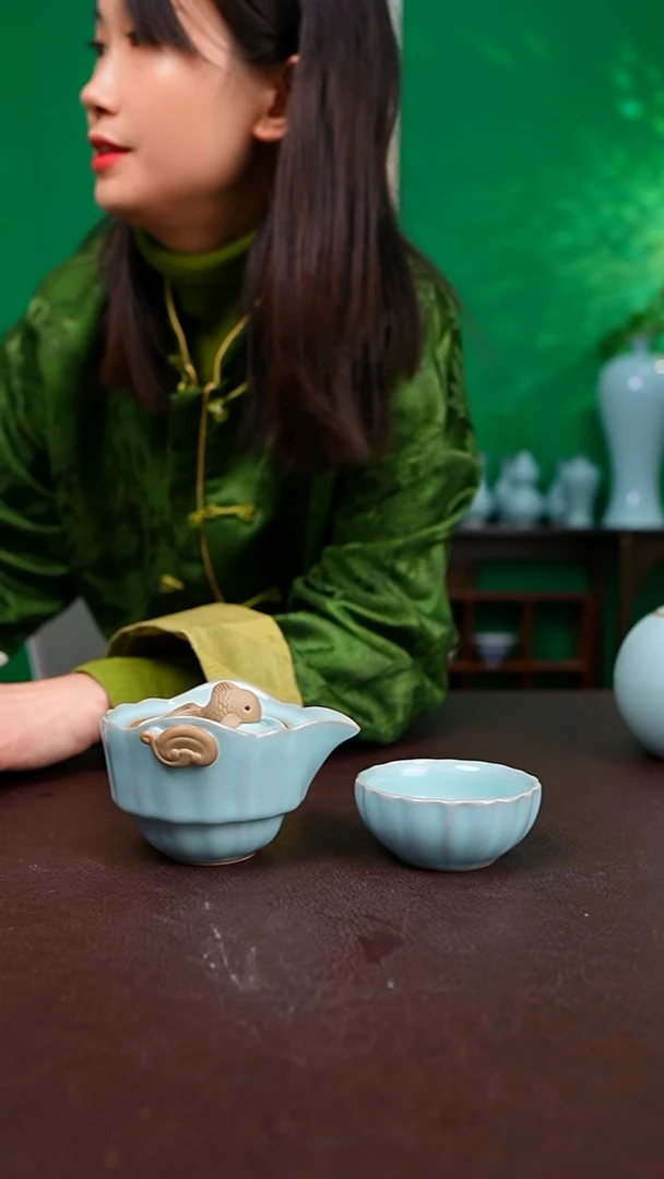 天青鱼快客手抓壶不完美 一壶一杯