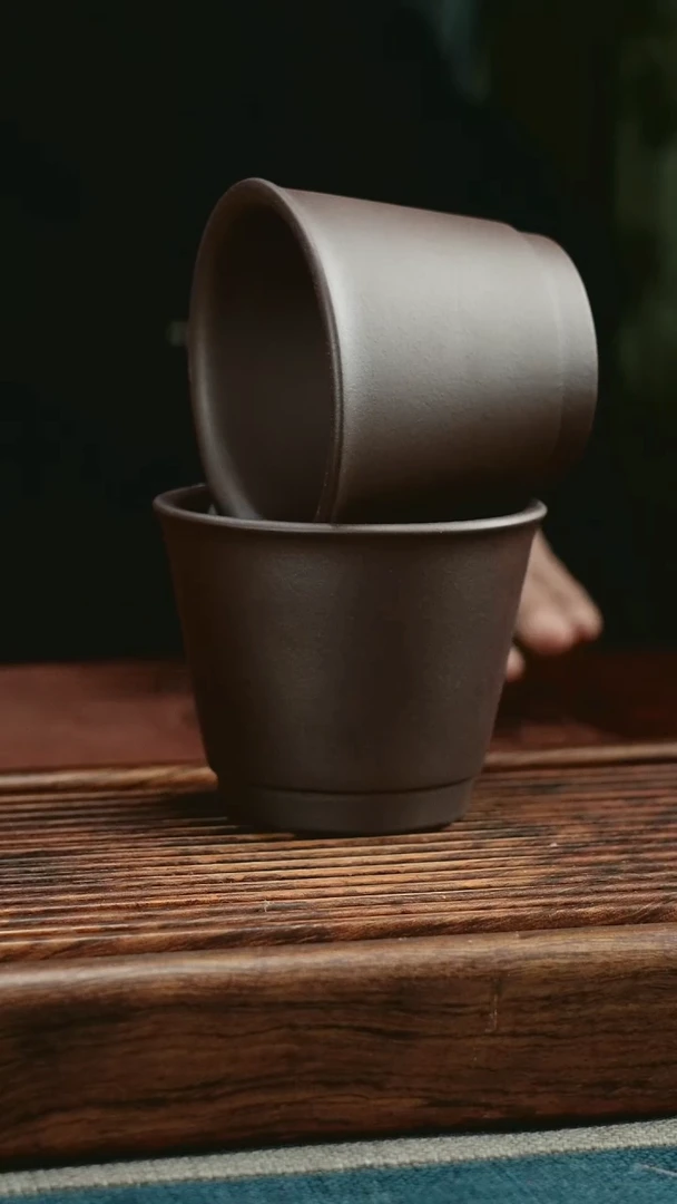 【闪购商品】紫砂茶杯斗笠石红