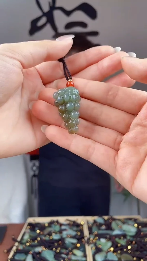和田玉未镶嵌挂件拍一发一，多样性发货